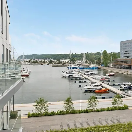 Marina View - Yacht Park Premiere شقة