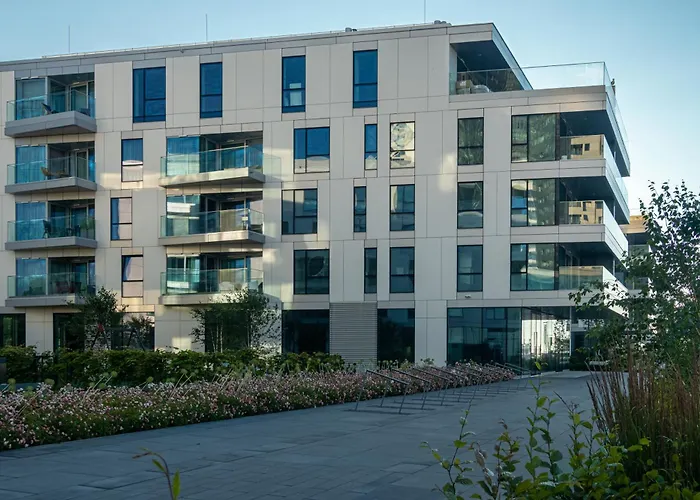 Marina View - Yacht Park Premiere Apartment *